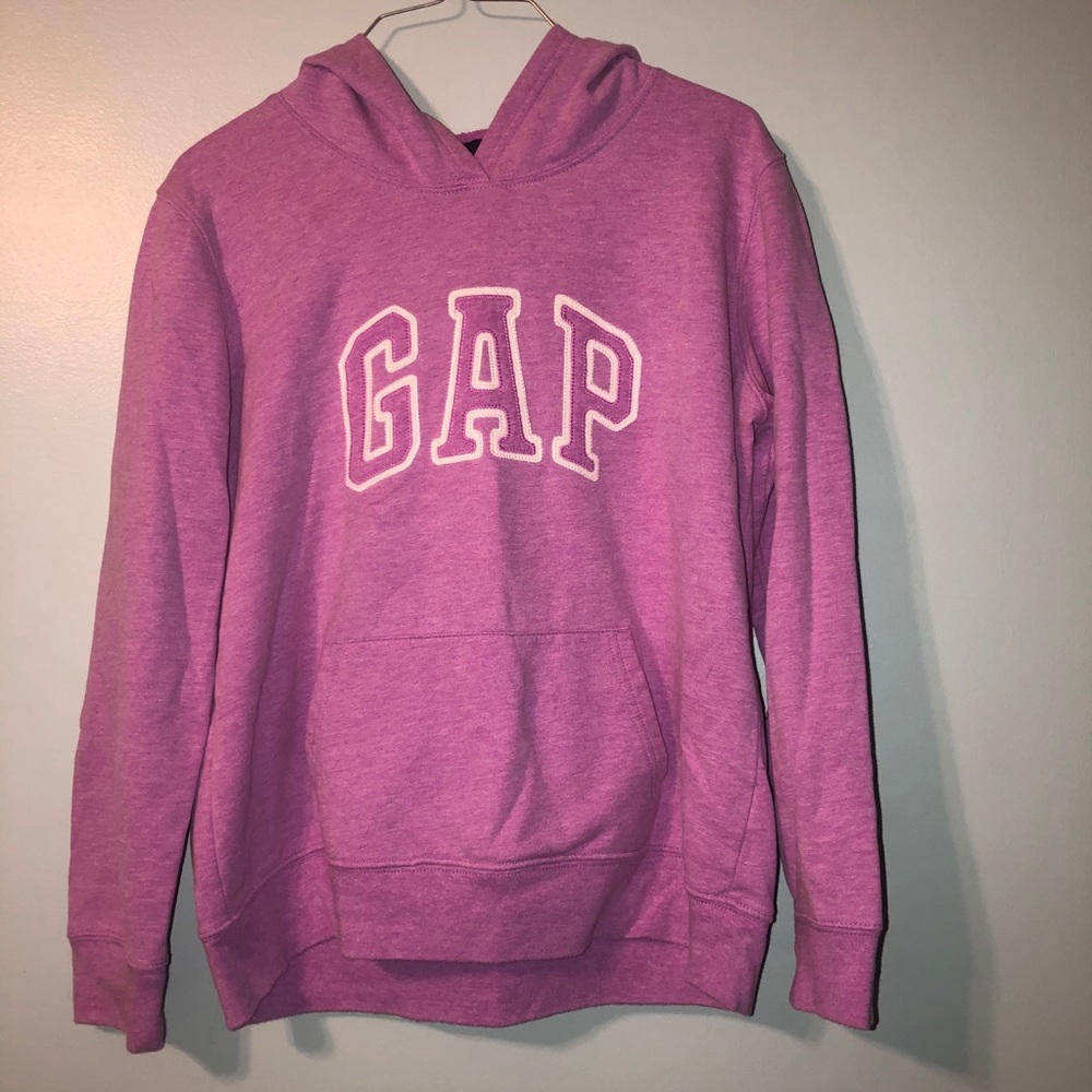 GAP sweatshirt